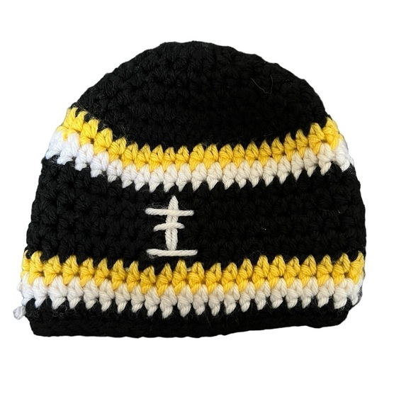 Steelers or New Orleans Saints Baby Hat, Crochet, Football, Newborn Photo Prop - Picture 1 of 2